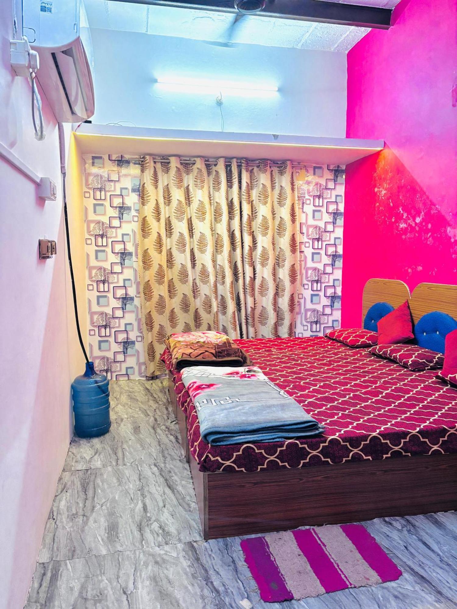 Shivalay Paying Guest House 瓦拉纳西 外观 照片